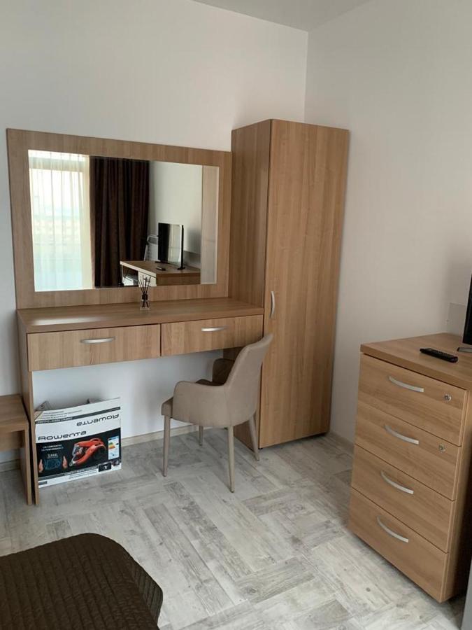 Iris Apartment Năvodari Екстериор снимка