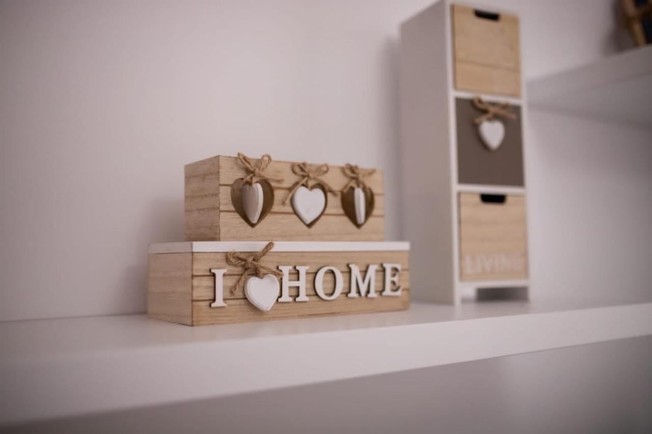Iris Apartment Năvodari Екстериор снимка