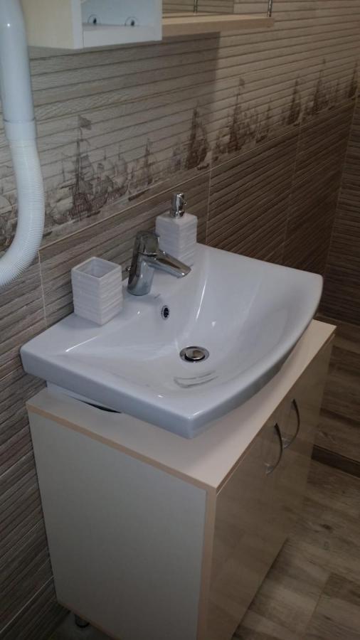 Iris Apartment Năvodari Екстериор снимка